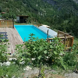  Appartement Mistoulin France